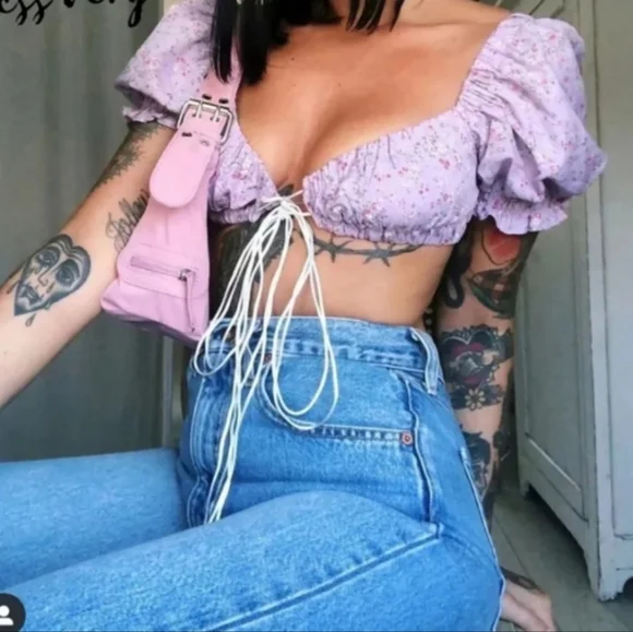 Floral super crop princess sleeves top - Picture 2 of 8